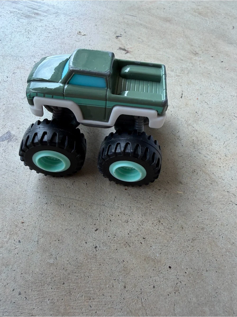 RARE Blaze & the Monster Machines Diecast Race Car Rudy
